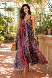 Robe longue imprimée à fines bretelles | Photo lifestyle | Lounelle Paris