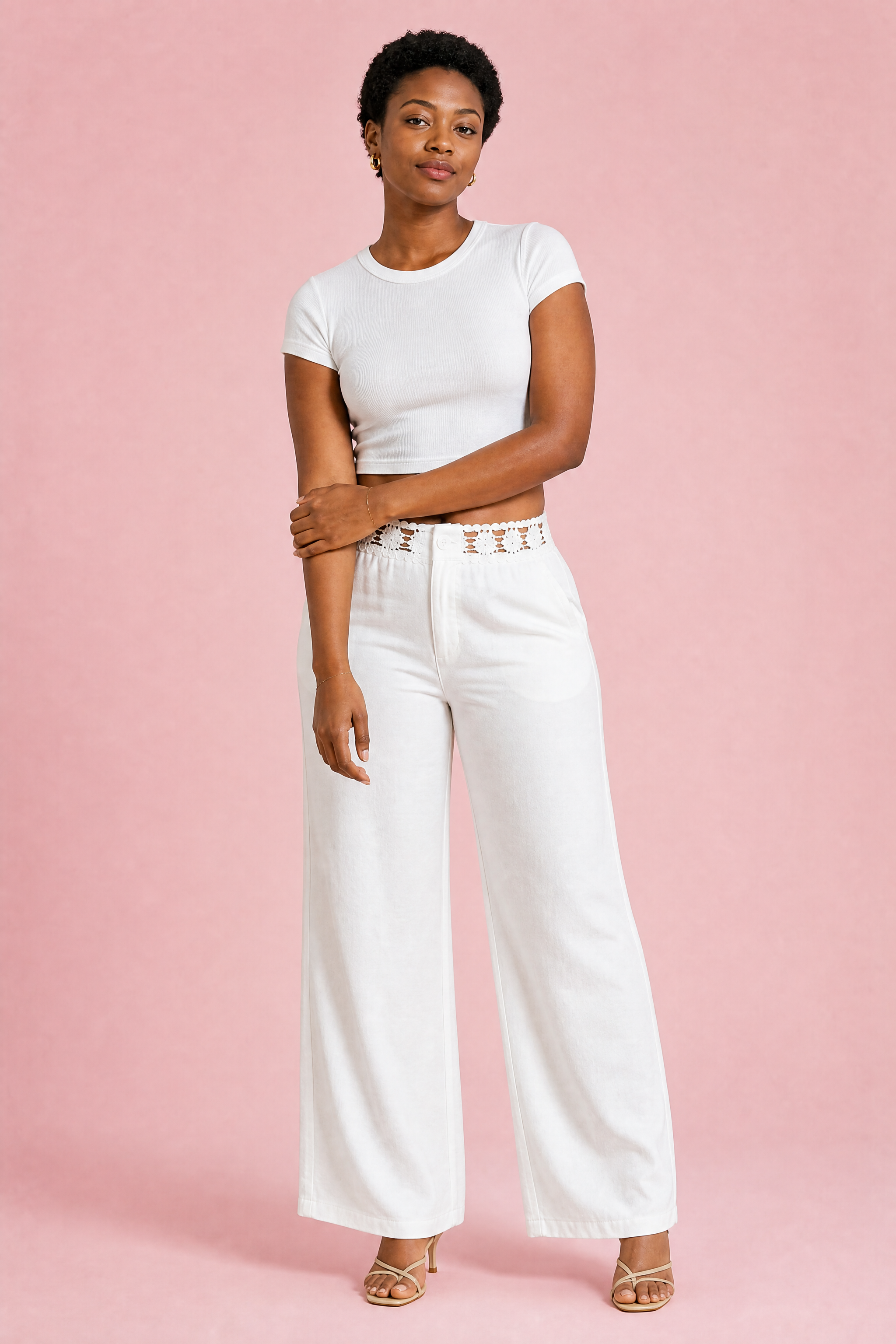 Pantalon large blanc ceinture dentelle | Porté sur une autre silhouette | Lounelle Paris