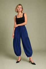 Weite Hochtaillen-Faltenhose