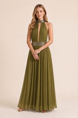 Langes Neckholder-Kleid mit freiem Rücken