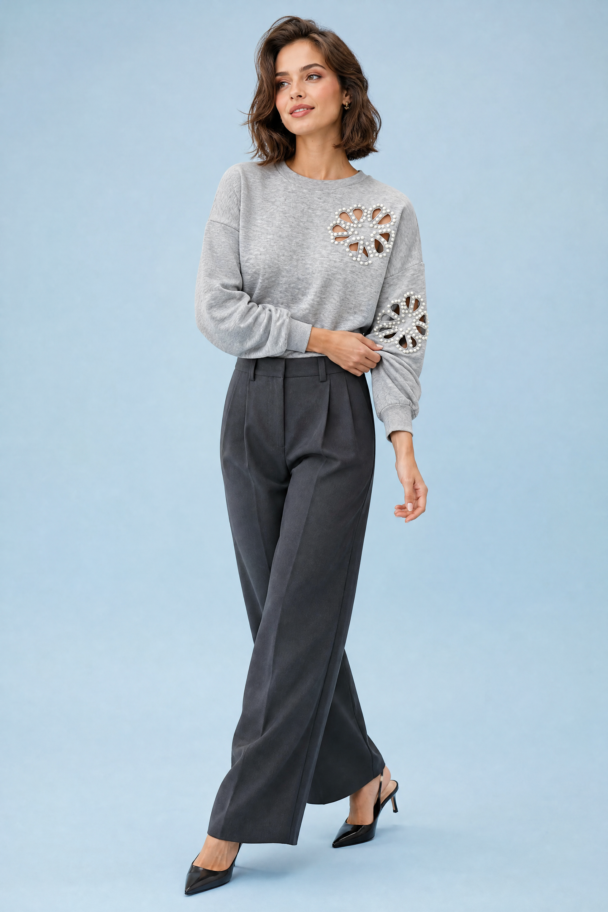 Sweat gris ajouré à perles | Vue de face | Lounelle Paris