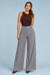 Weite hochtaillierte Cordhose