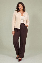 Gilet beige clair à nœuds | Porté sur une autre silhouette | Lounelle Paris