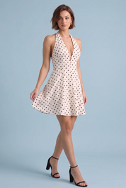 Robe à pois col licou | Porté sur une silhouette plus ronde | Lounelle Paris