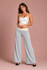 Braune weite Hose mit niedriger Taille