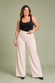Pantalon fluide taille haute ceinture croisée | Porté sur une silhouette plus ronde | Lounelle Paris
