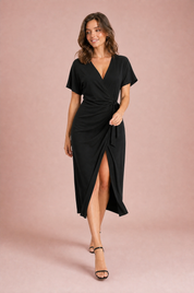 Robe midi portefeuille col V | Vue en mouvement | Lounelle Paris