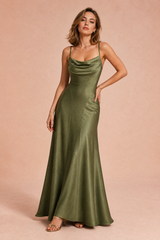 Militärgrünes Langkleid mit Rücken-Schnürung