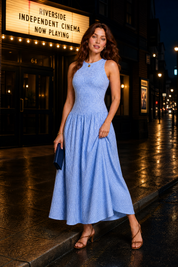 Robe longue vichy smockée | Variante Bleu - Lifestyle | Lounelle Paris