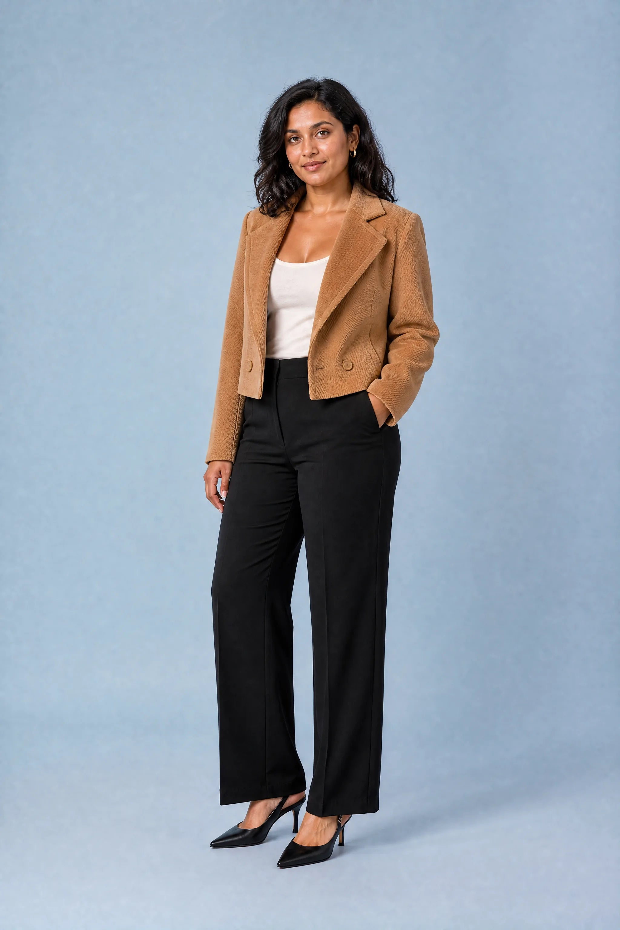 Blazer court ample à double boutonnage | Porté sur une autre silhouette | Lounelle Paris