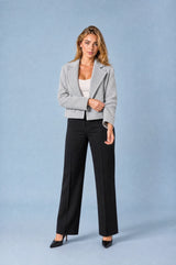 Kurzer Blazer mit lockerer Passform und doppelreihigem Verschluss