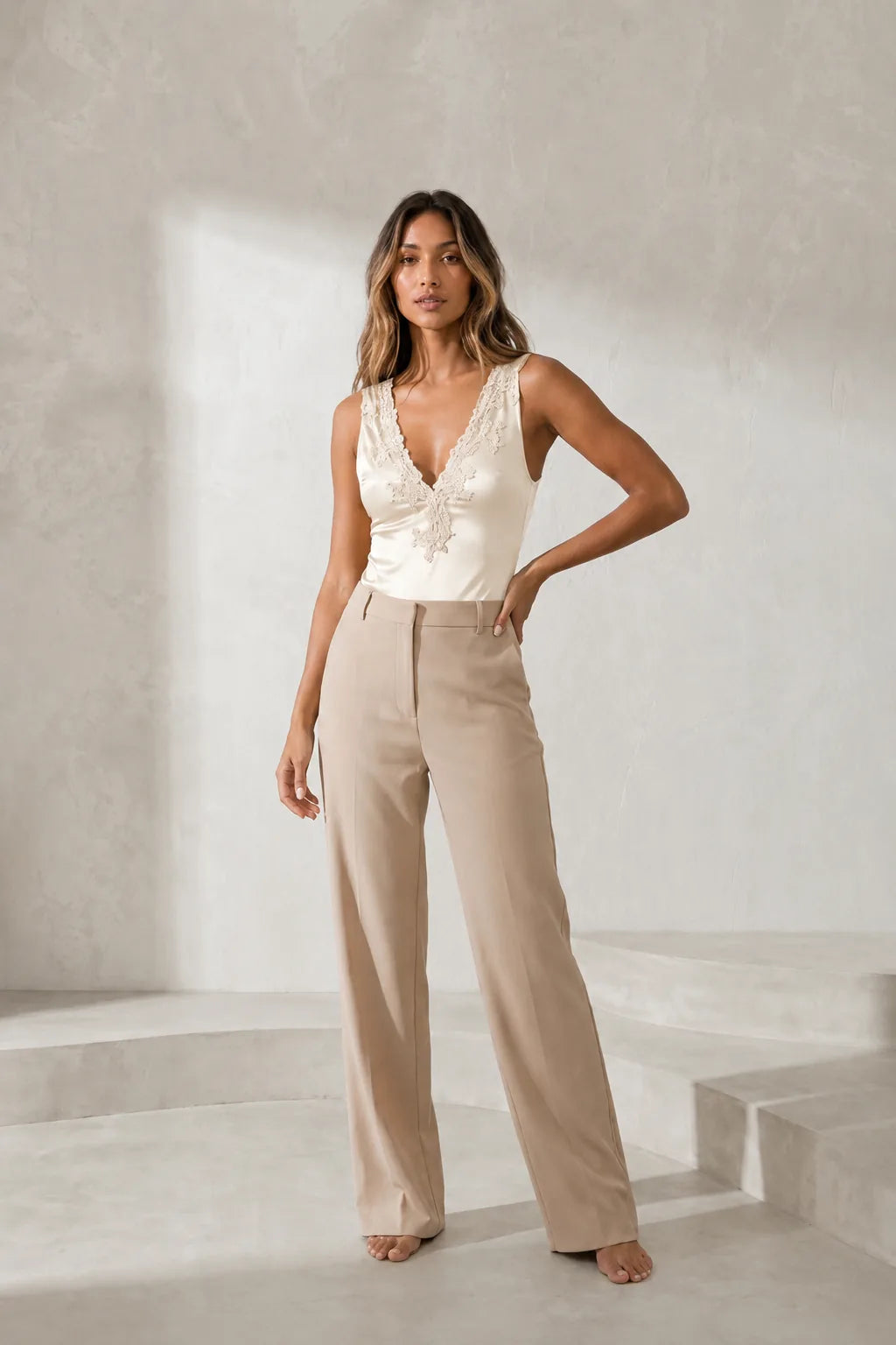 Body ivoire satiné décolleté V | Lounelle Paris