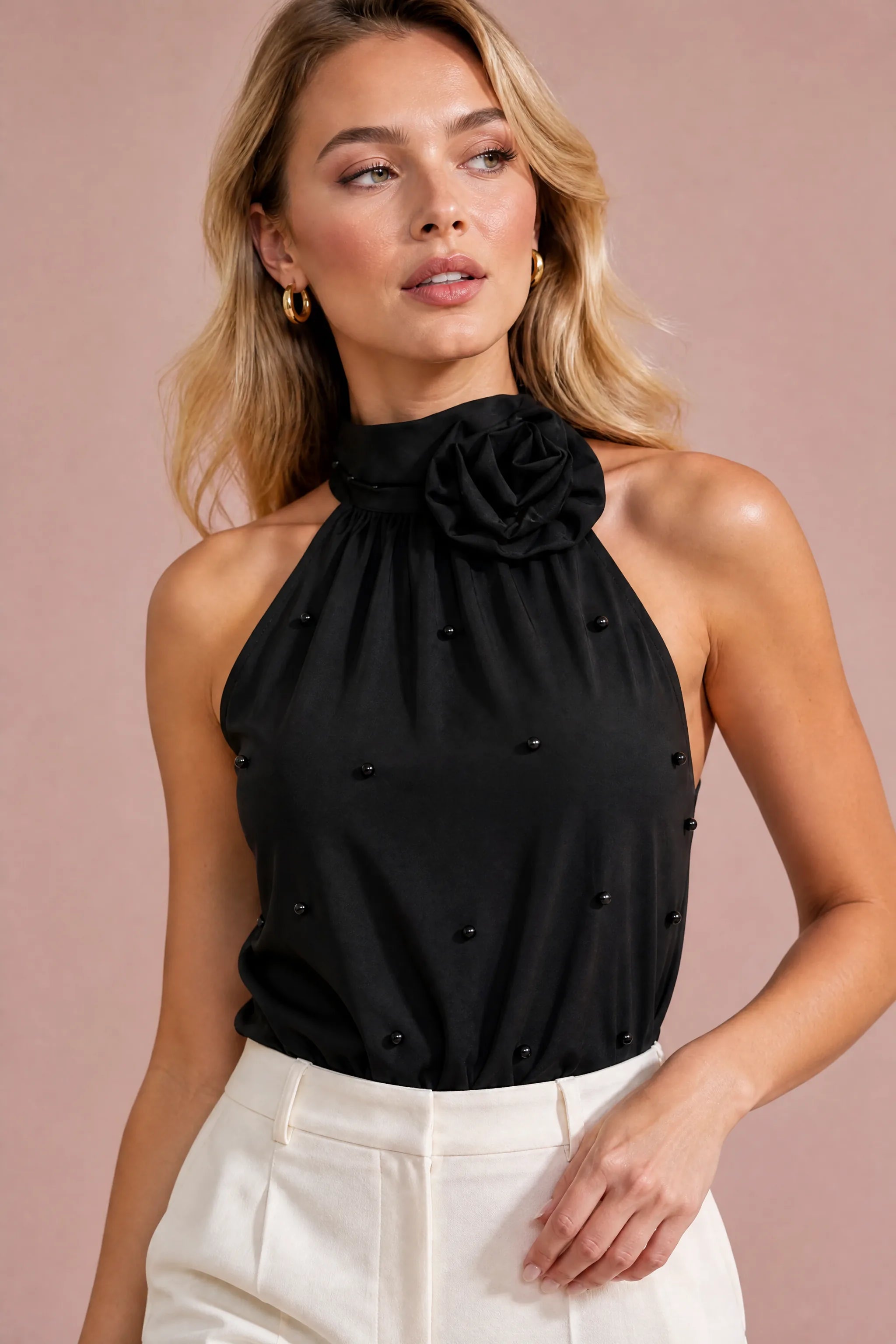 Body noir col montant dos nu | Vue rapprochée | Lounelle Paris