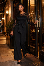 Combinaison en dentelle à jambes larges | Deuxième photo lifestyle | Lounelle Paris