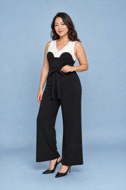 Combinaison noire et blanche col V | Porté sur une autre silhouette | Lounelle Paris