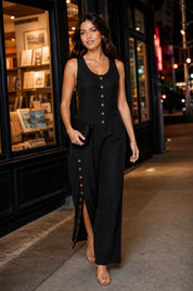 Combinaison sans manches boutonnée devant | Variante Noir - Lifestyle | Lounelle Paris