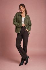 Oversized-Jacke in Armygrün mit Hemdkragen