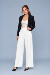 Weite Faltenhose mit hohem Bund