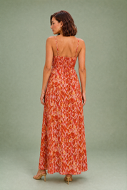 Robe longue rouge col V dos nu | Vue de dos | Lounelle Paris
