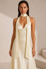 Robe champagne satinée dos nu | Lounelle Paris