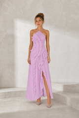 Langes Neckholderkleid mit Rüschen