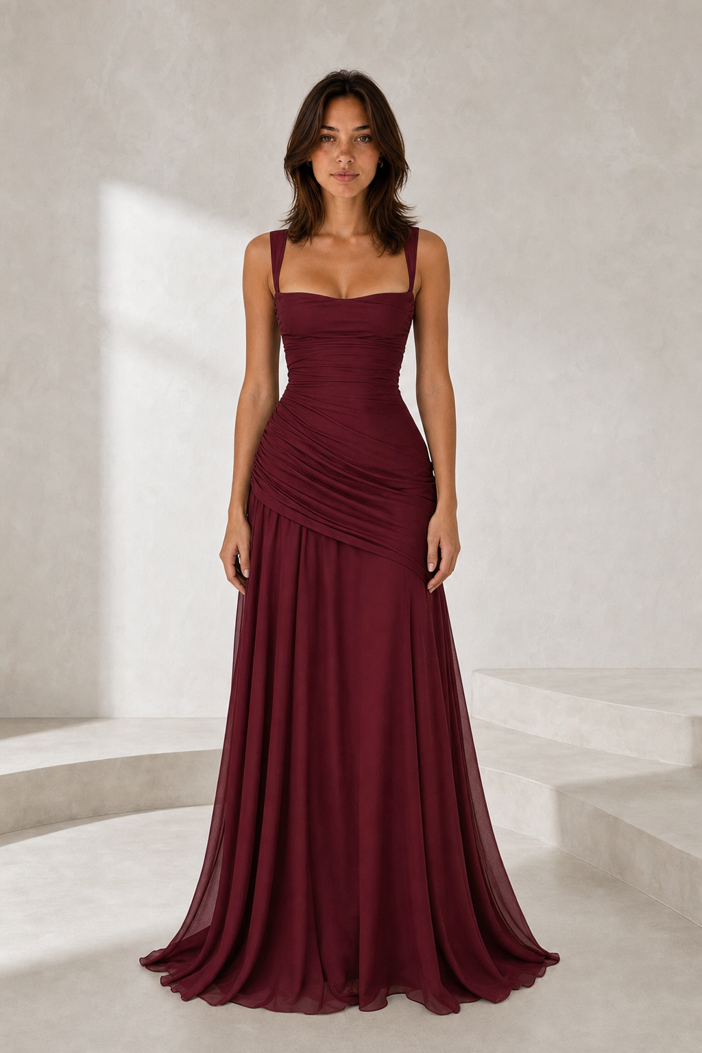 Robe longue dos nu drapée variante bordeaux