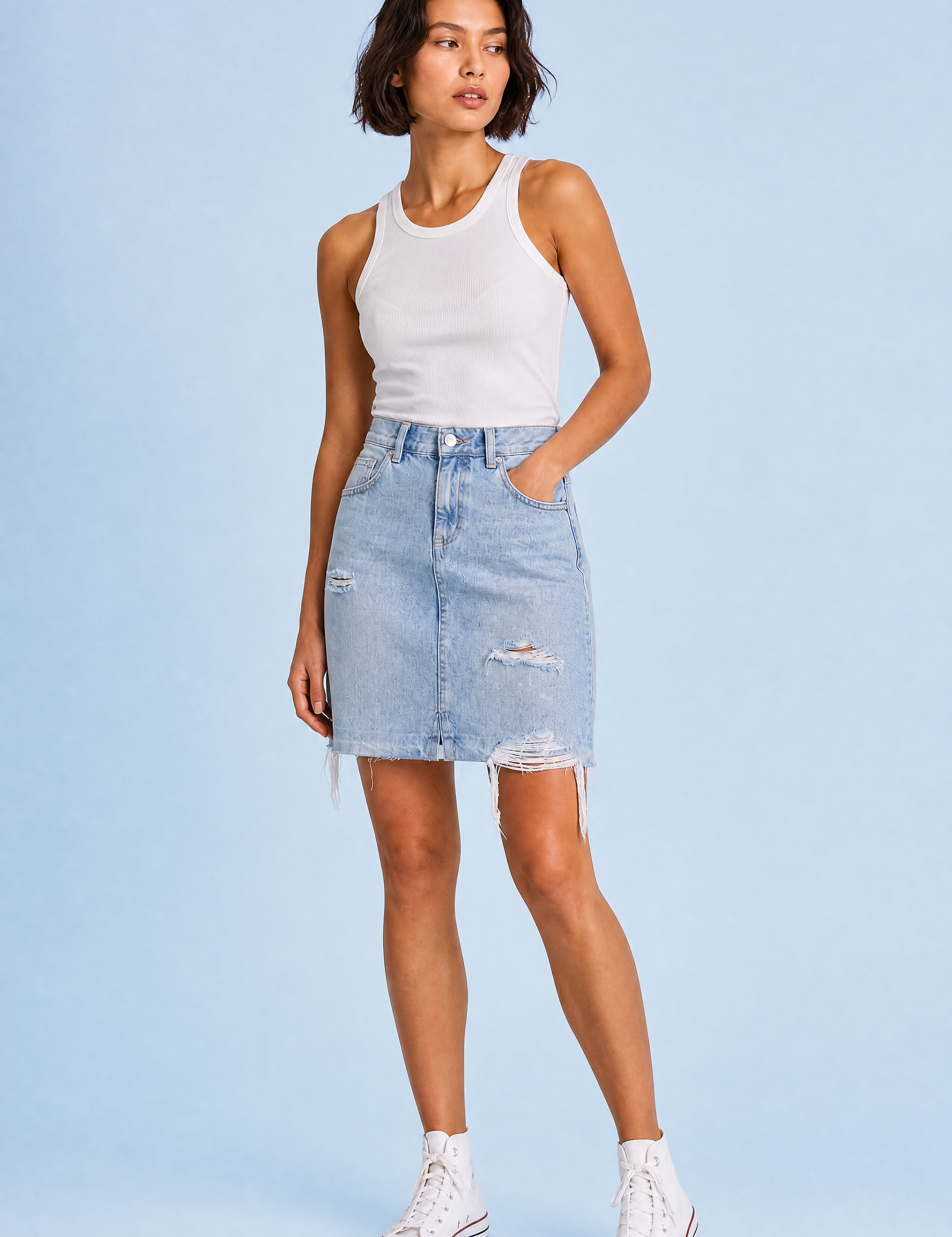 Jupe en jean bleu clair déchirée | Vue de face | Lounelle Paris