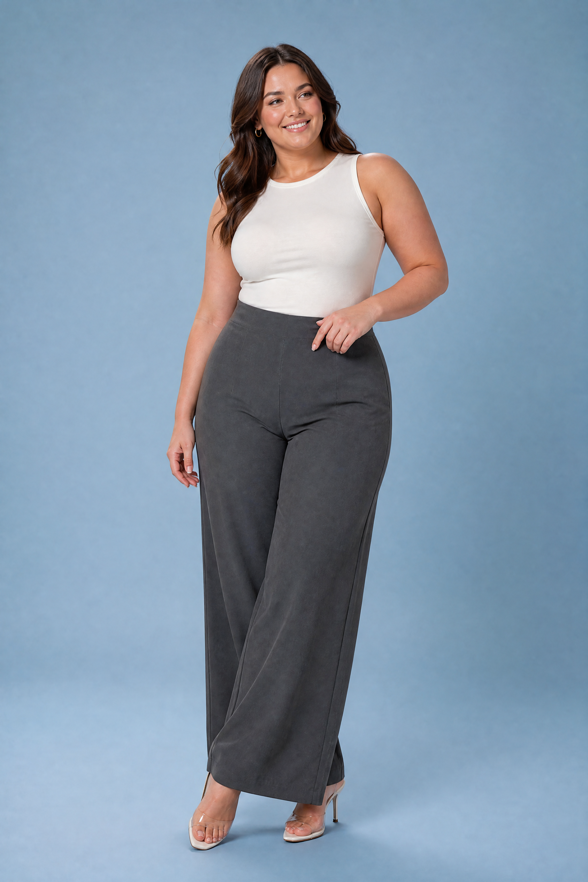 Pantalon large fluide taille haute | Porté sur une silhouette plus ronde | Lounelle Paris