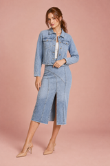 Jeansjacke und Midi-Rock Set