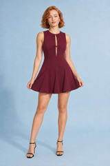 Ärmelloses Kleid zum Binden