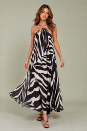 Robe longue col licou imprimé animalier | Vue en mouvement | Lounelle Paris