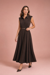 Braunes Hemdkragenkleid mit Gürtel