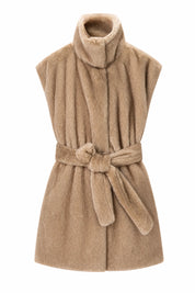 Gilet fausse fourrure camel ceinturé | Lounelle Paris