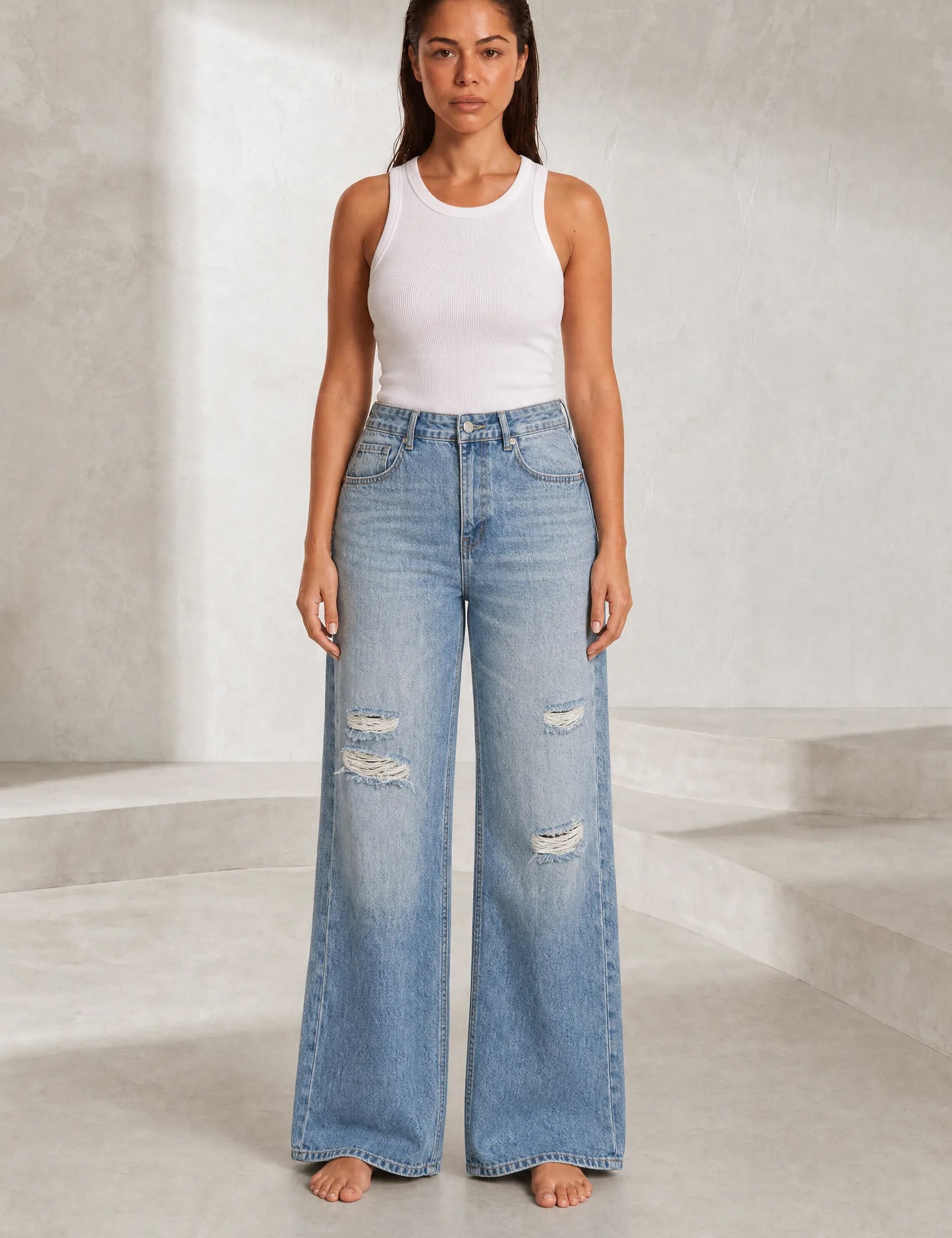 Jean bleu délavé coupe ample déchiré | Lounelle Paris