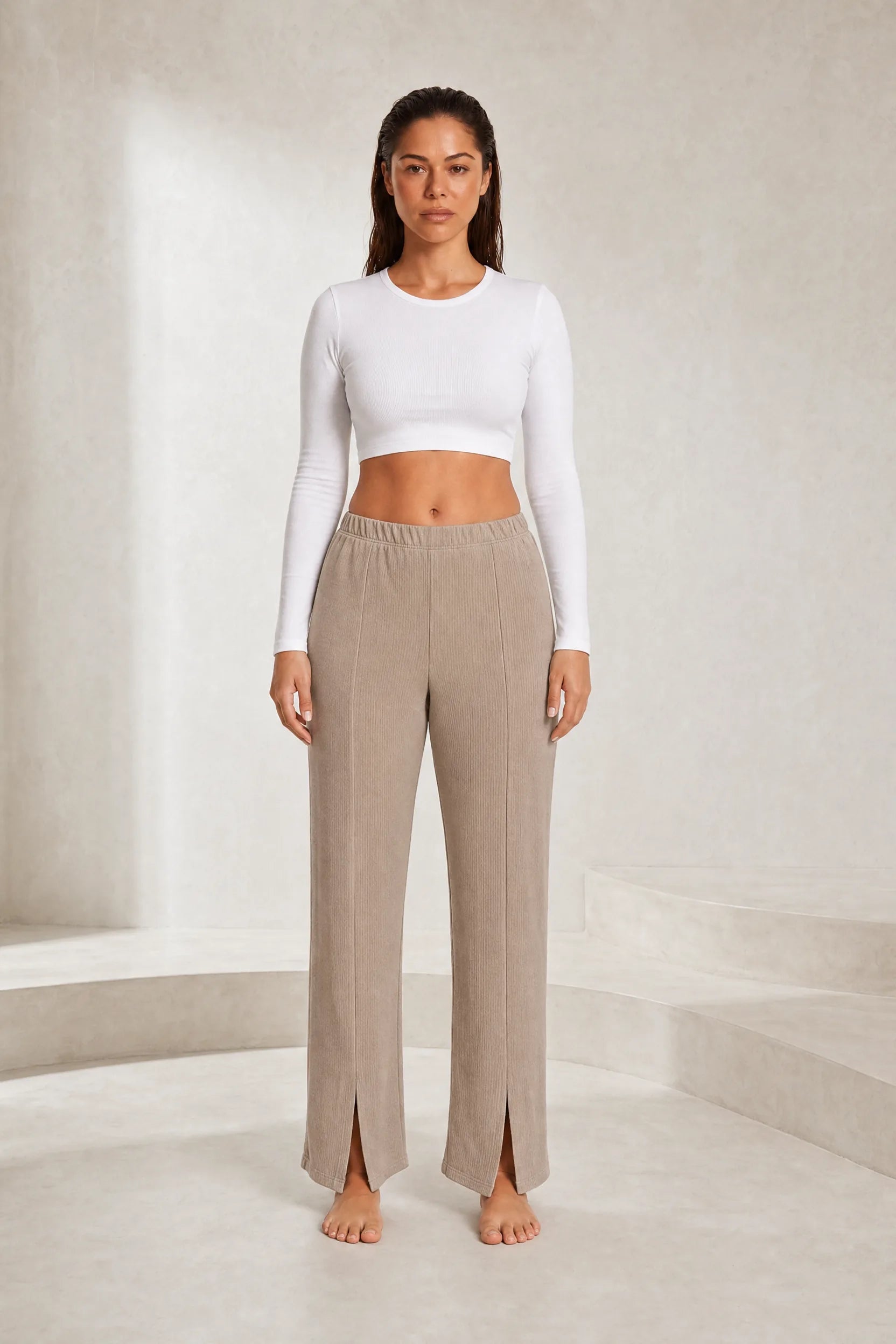 Pantalon beige taille haute fendu | Lounelle Paris