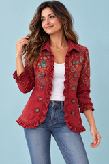 Taillierte rote Jacke mit Leopardenprint