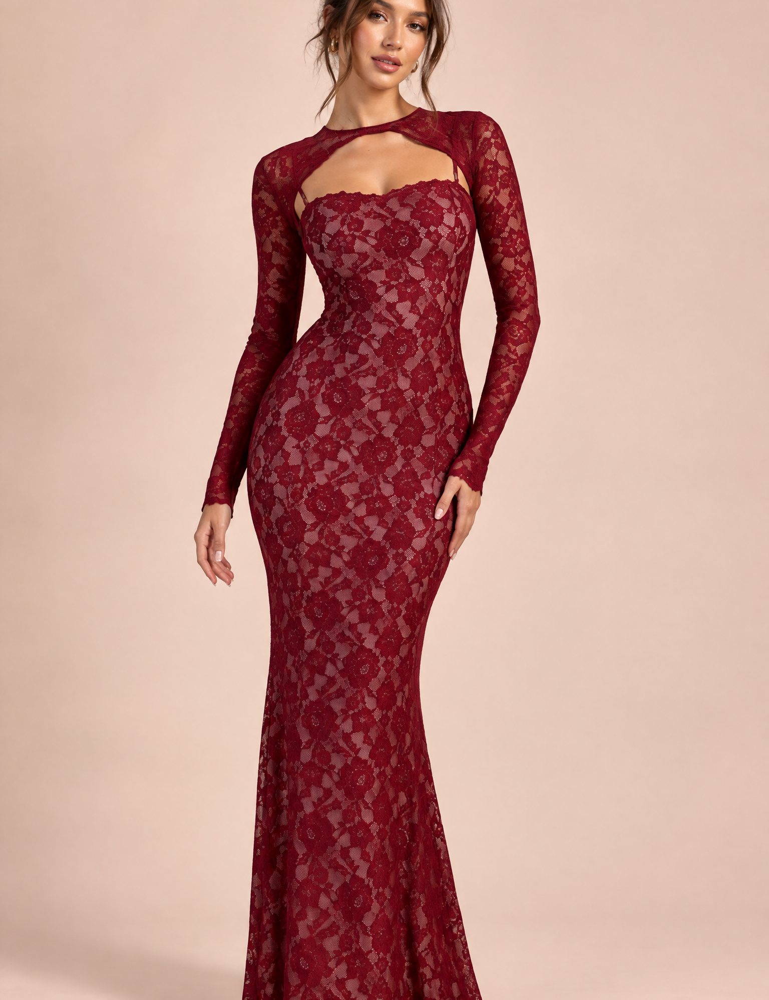 Robe longue en dentelle bordeaux à décolleté cœur | Vue de face | Lounelle Paris