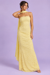 Gelbes Bandeau-Maxikleid aus Spitze mit Schal-Detail