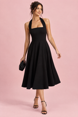 Schwarzes Midikleid in Skaterform mit eckigem Ausschnitt