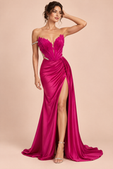 Trägerloses gerafftes Maxikleid in Rosé