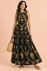 Schwarzes Maxikleid mit Blumenmuster und Stufenrock