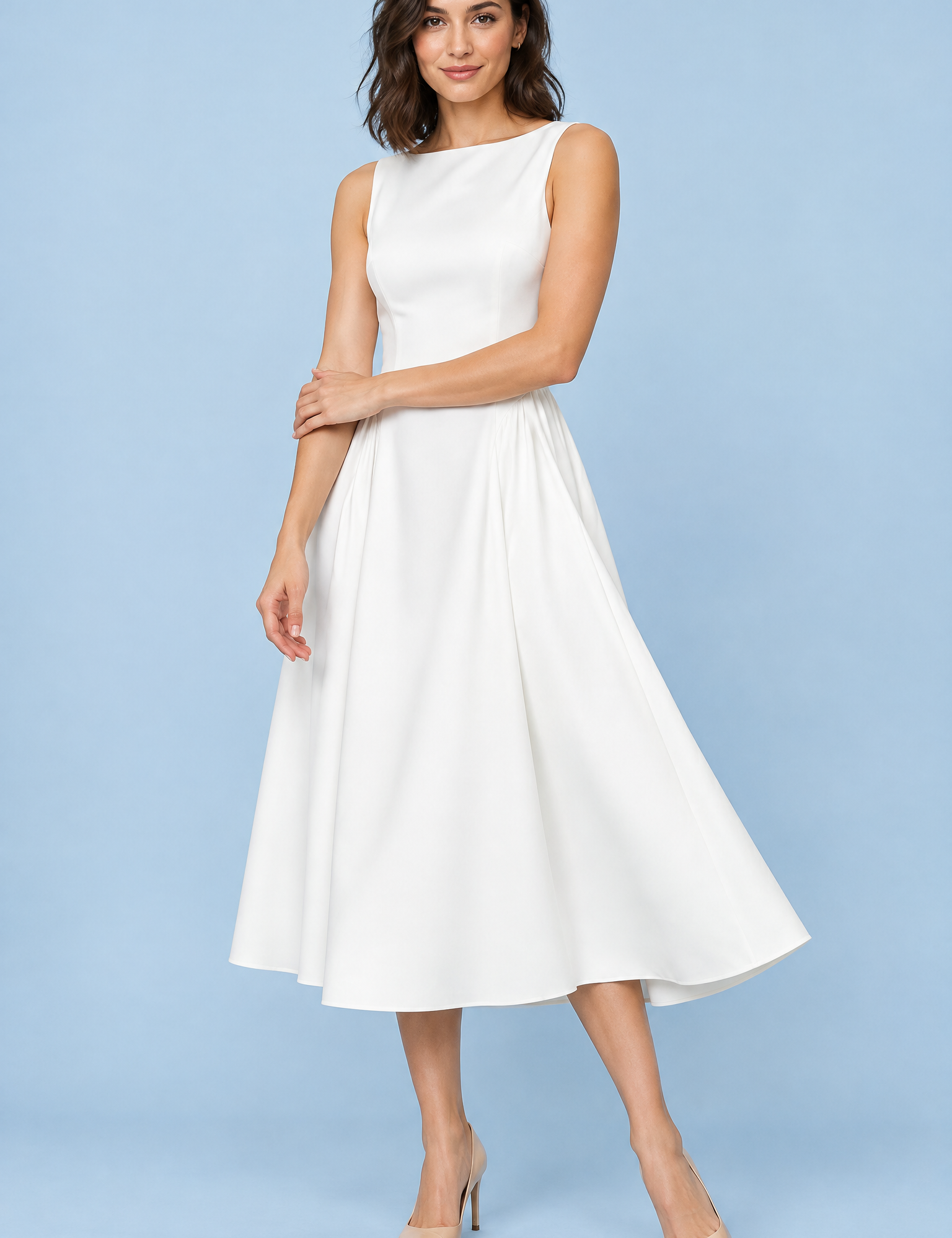 Robe blanche à encolure bateau et coupe trapèze | Vue de face | Lounelle Paris