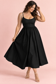 Robe midi noire plissée évasée | Porté sur une autre silhouette | Lounelle Paris