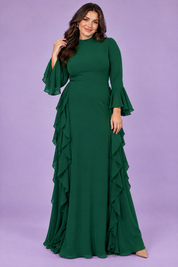 Robe longue verte à volants et manches cloche | Porté sur une silhouette plus ronde | Lounelle Paris