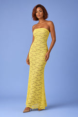 Gelbes Spitzen-Maxikleid im Bandeau-Stil mit Schal-Detail