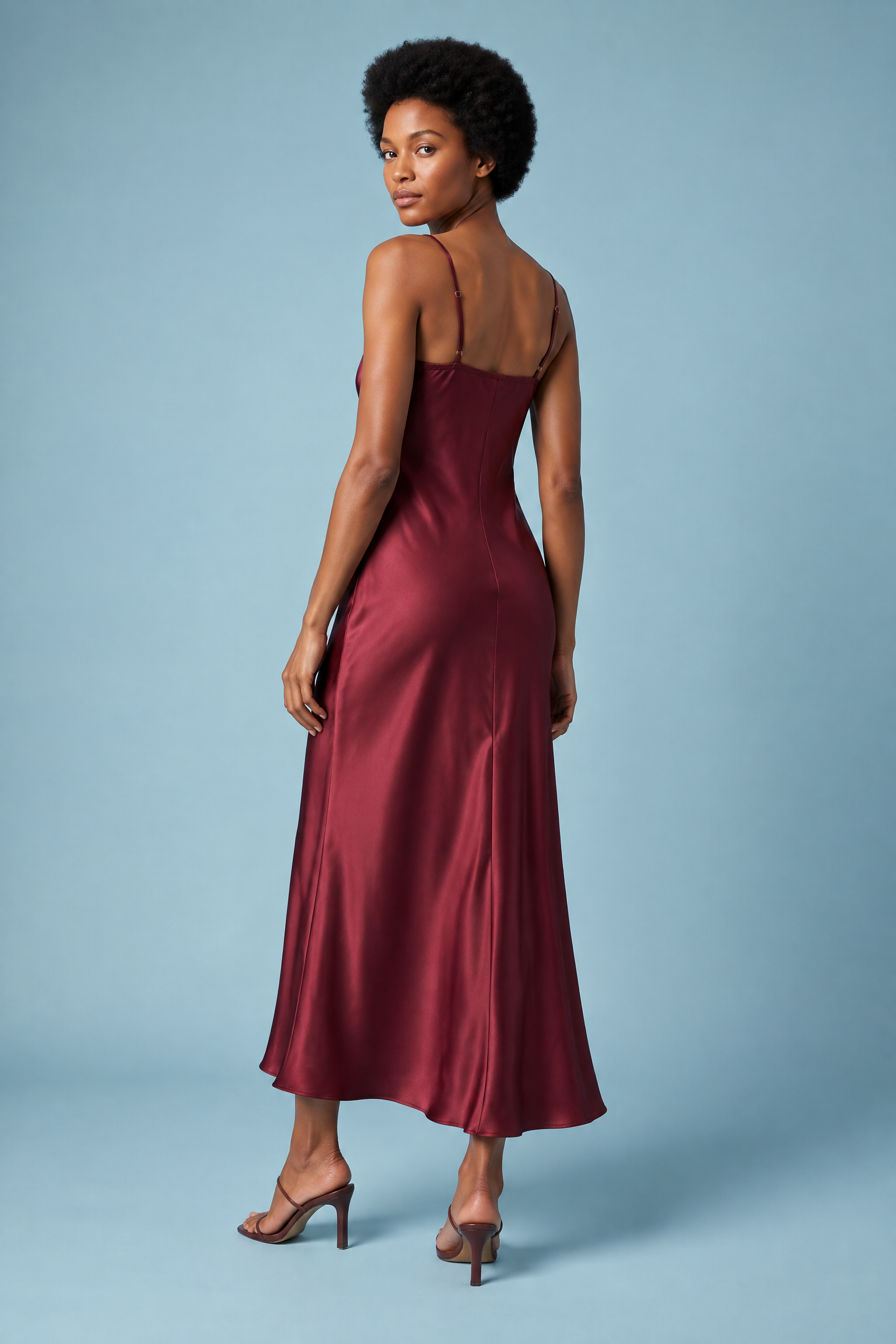 Robe nuisette longue bordeaux à dentelle | Vue de dos | Lounelle Paris