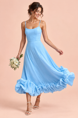 Himmelblaues Fit-and-Flare-Midikleid mit Volantsaum