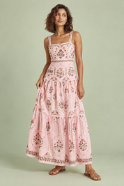 Robe longue rose fleurie à volants | Vue de face | Lounelle Paris