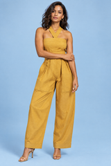 Neckholder-Jumpsuit mit weitem Bein in Sonnenblumengelb