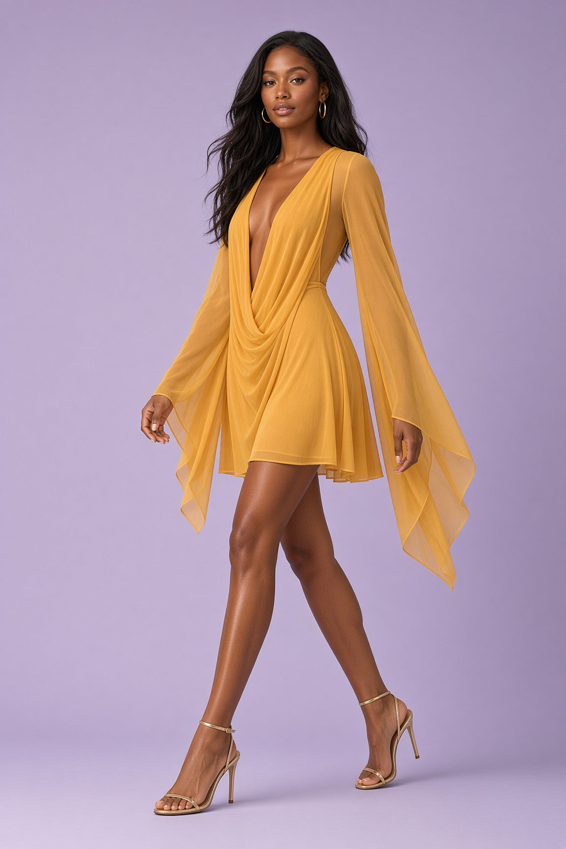 Robe courte en résille moutarde à col bénitier | Vue en mouvement | Lounelle Paris
